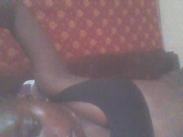 PrettyG live webcam show