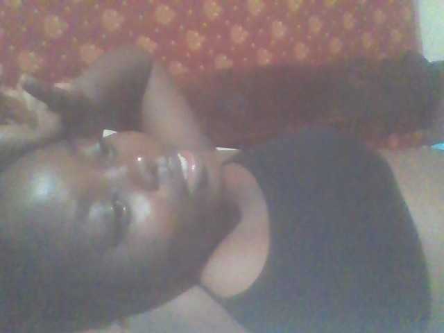 PrettyG live cam on BongaCams