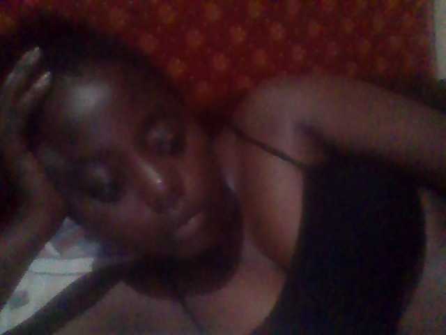 PrettyG live cam on BongaCams