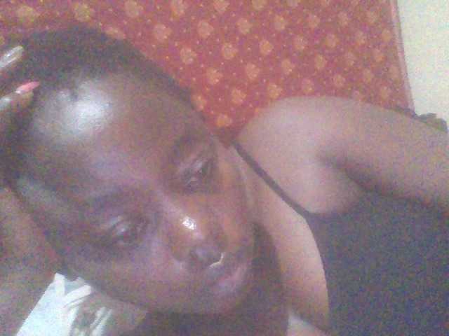 PrettyG live cam on BongaCams