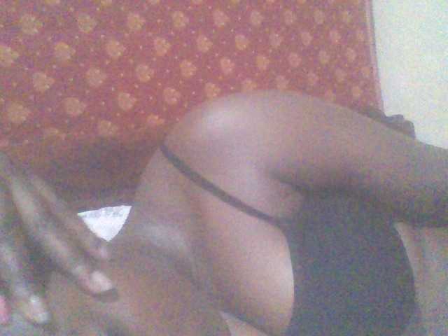 PrettyG live webcam show