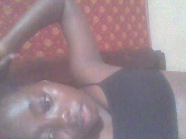 PrettyG live webcam show