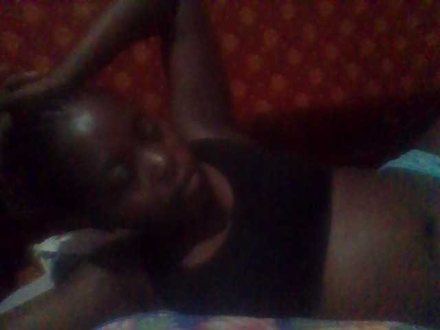 PrettyG live cam on BongaCams