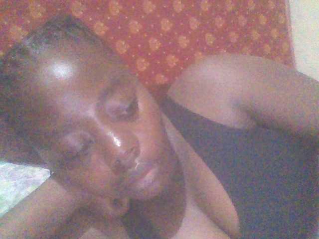 PrettyG live webcam show