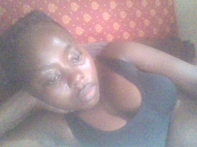 PrettyG live webcam show
