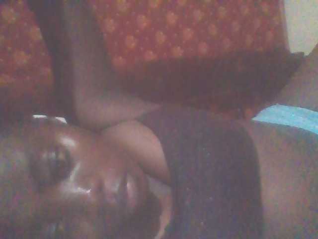 PrettyG live cam on BongaCams