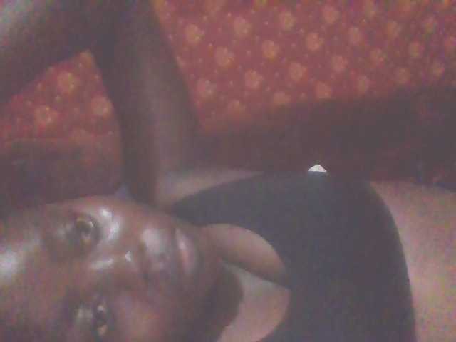 PrettyG live webcam show