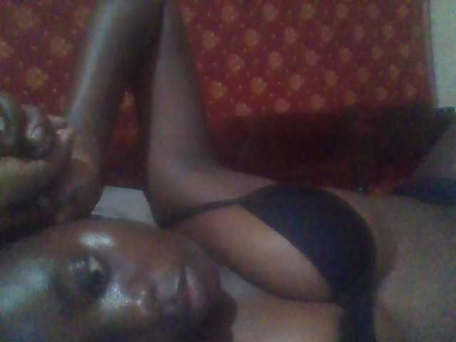 PrettyG live cam on BongaCams