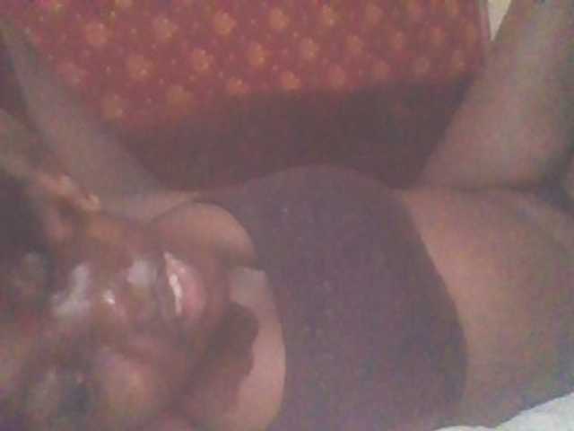 PrettyG live cam on BongaCams