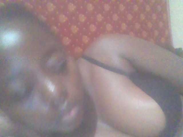 PrettyG live cam