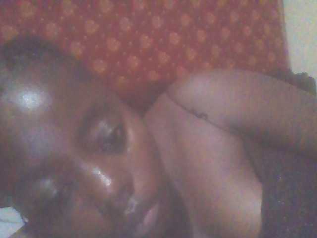 PrettyG live webcam show