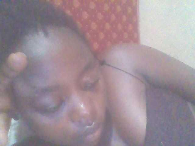 PrettyG's BongaCams show and profile