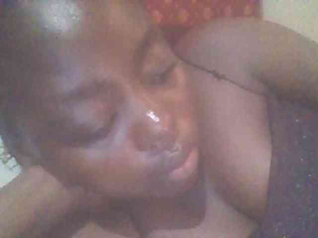 free nude cam PrettyG