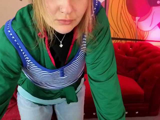 MaribelRiver's BongaCams show and profile