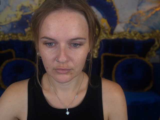 MaribelRiver live cam on BongaCams