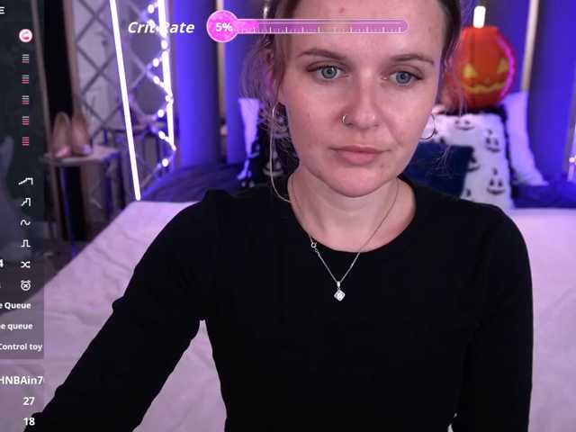 MaribelRiver live cam on BongaCams