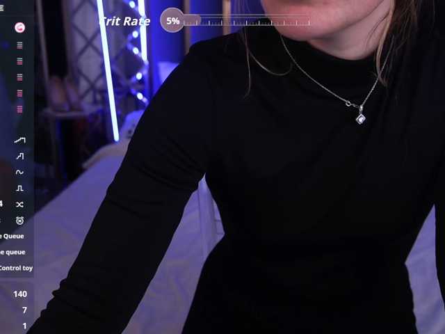 MaribelRiver live cam on BongaCams