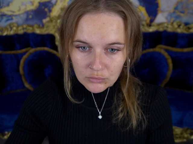 MaribelRiver live cam on BongaCams