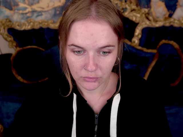 MaribelRiver live webcam show
