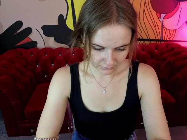 MaribelRiver live cam on BongaCams