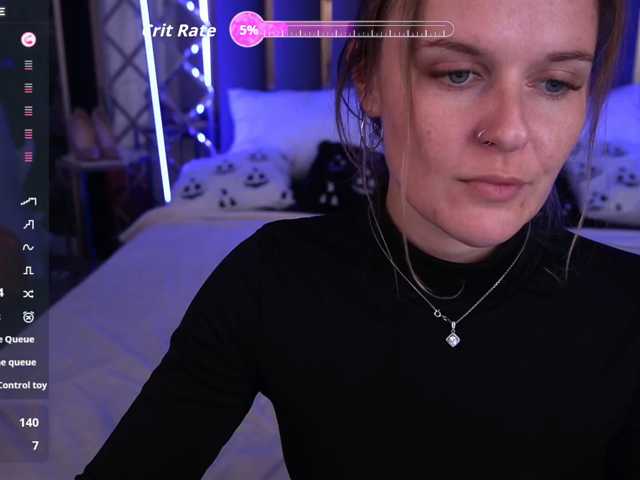 MaribelRiver live cam on BongaCams