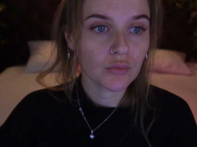 MaribelRiver live cam on BongaCams