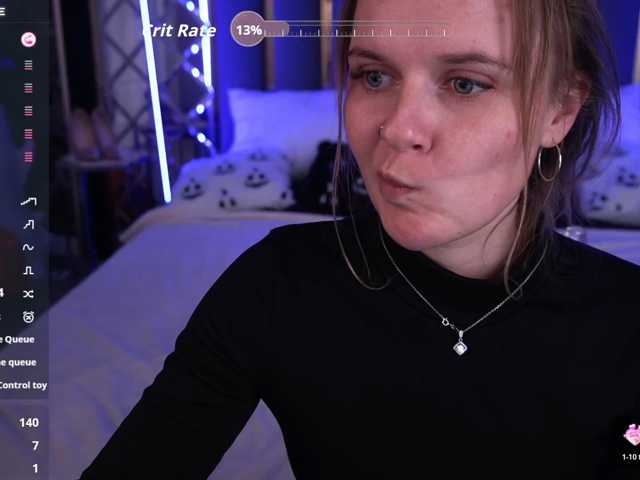 MaribelRiver live cam on BongaCams