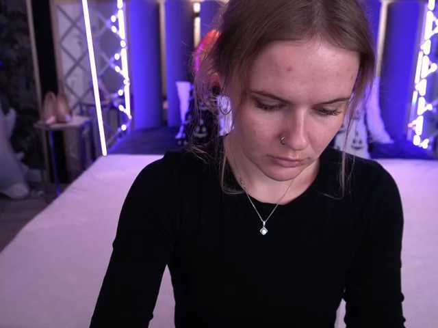 MaribelRiver live cam on BongaCams