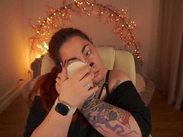 AmazonkaStarrr live cam on BongaCams