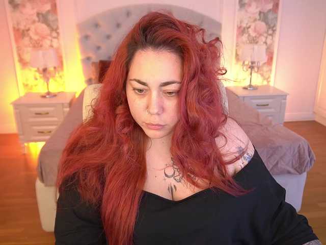 AmazonkaStarrr live cam on BongaCams