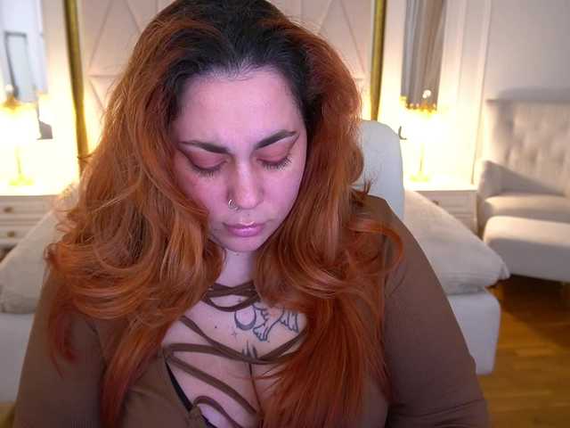 AmazonkaStarrr's BongaCams show and profile