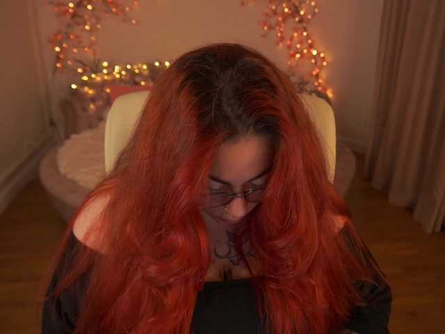 AmazonkaStarrr live cam on BongaCams