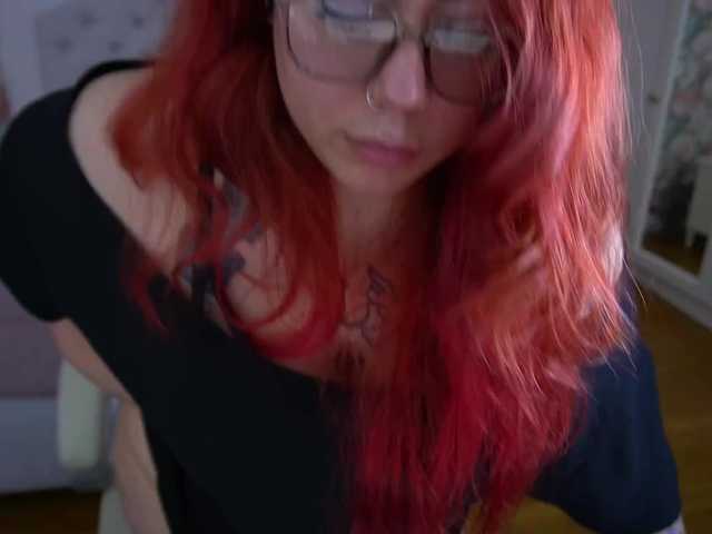 AmazonkaStarrr live webcam show