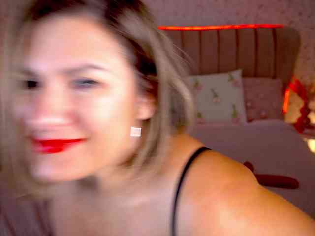 KiraRoxx Sex Cam Show