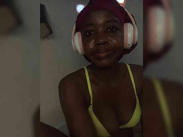 freakyboo23a webcam