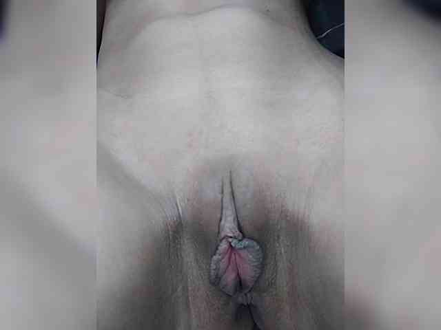 MilaMoon webcam