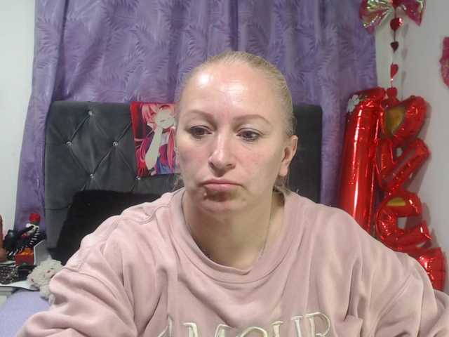 emperatrizfuckass live cam preview