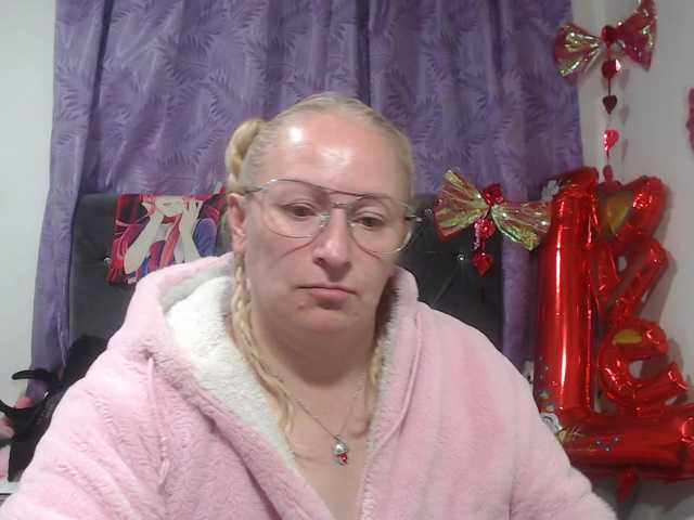 emperatrizfuckass