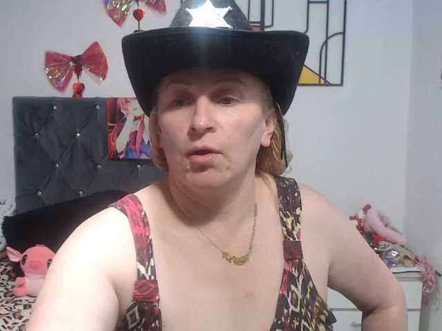 emperatrizfuckass