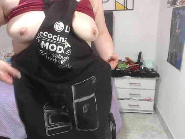 emperatrizfuckass webcam