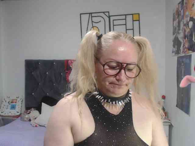 emperatrizfuckass