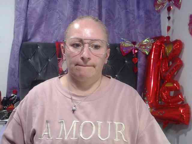 emperatrizfuckass