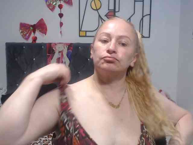 emperatrizfuckass