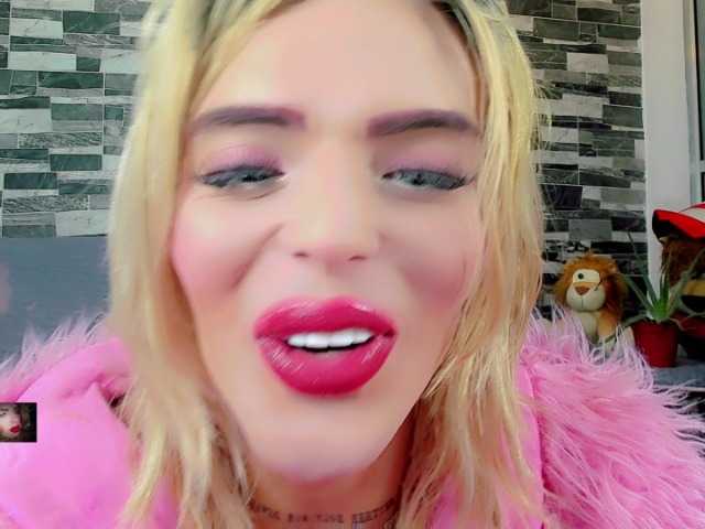 Femboy-hot