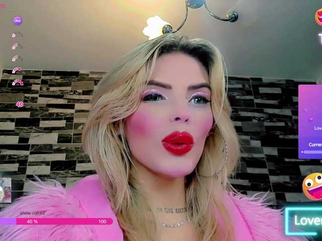 femboy_exotic live webcam show