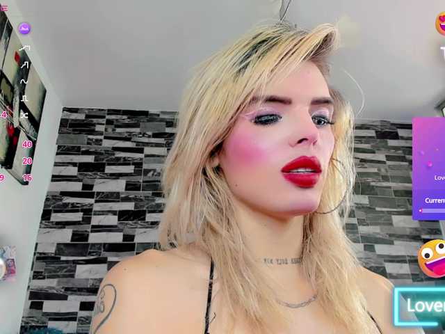 femboy_exotic live webcam show