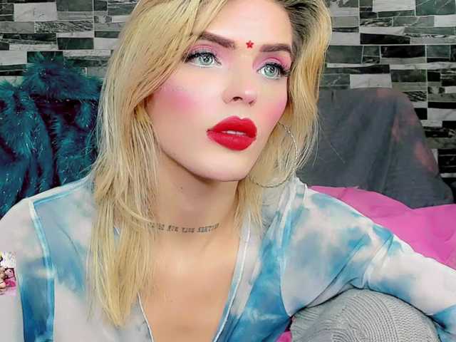 femboy_exotic live webcam show