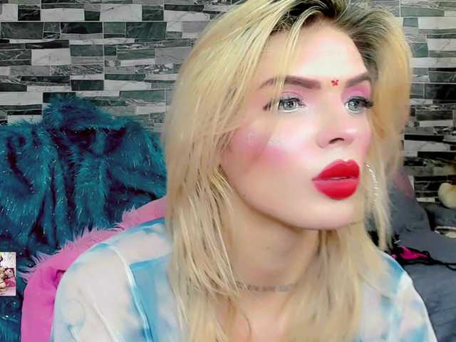 femboy_exotic live webcam show