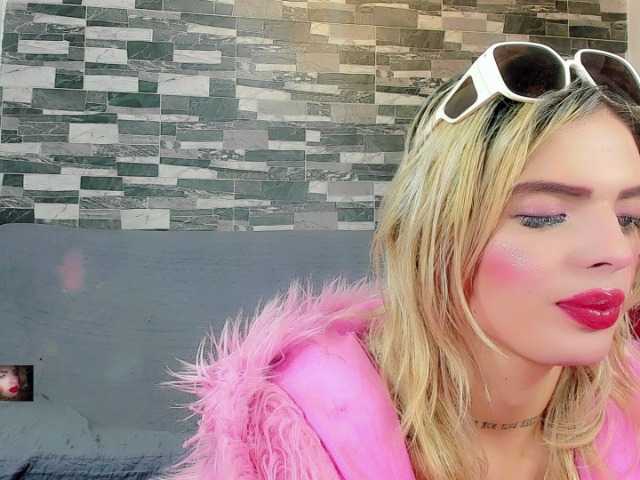 Femboy-hot