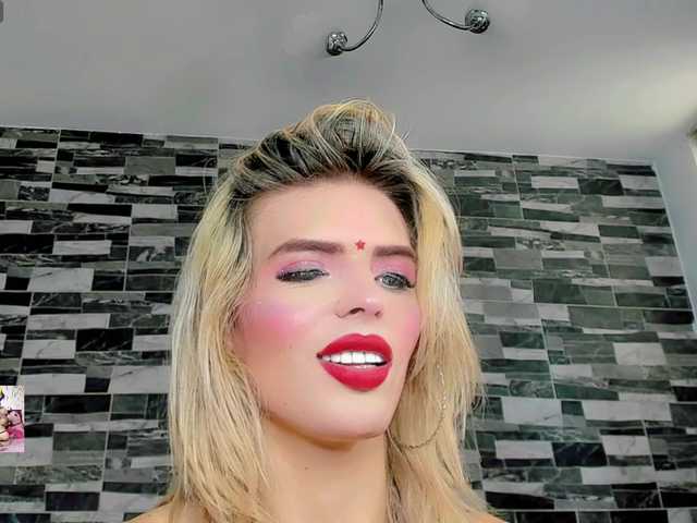 femboy_exotic live webcam show